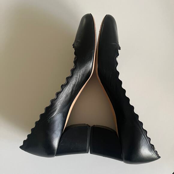 CHLOE 'Lauren' Women's 40 / US 10 Scalloped Heel Pump Black Leather Designer - Picture 8 of 10